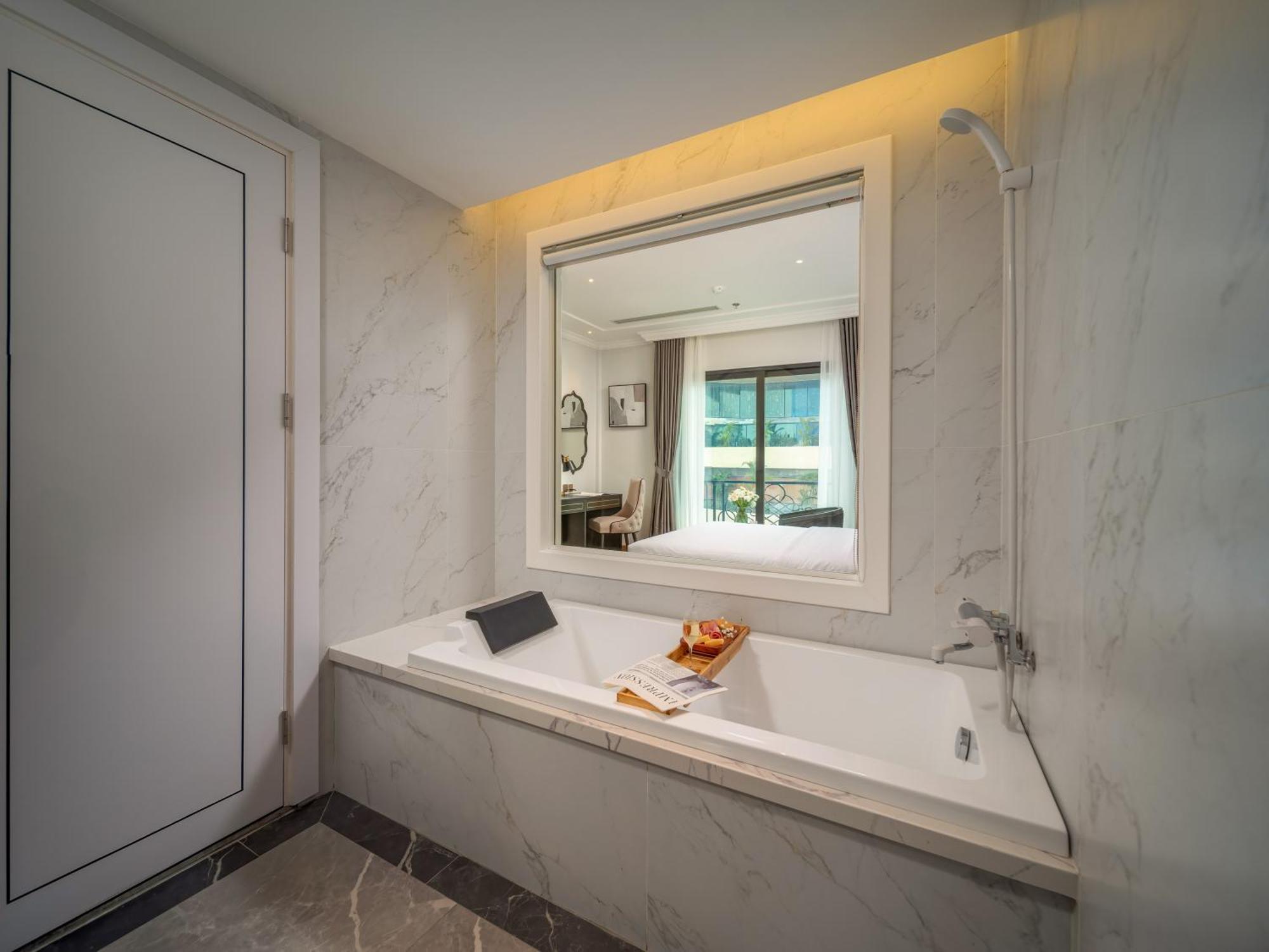 22Land Cloud Hotel Hanoi Rum bild